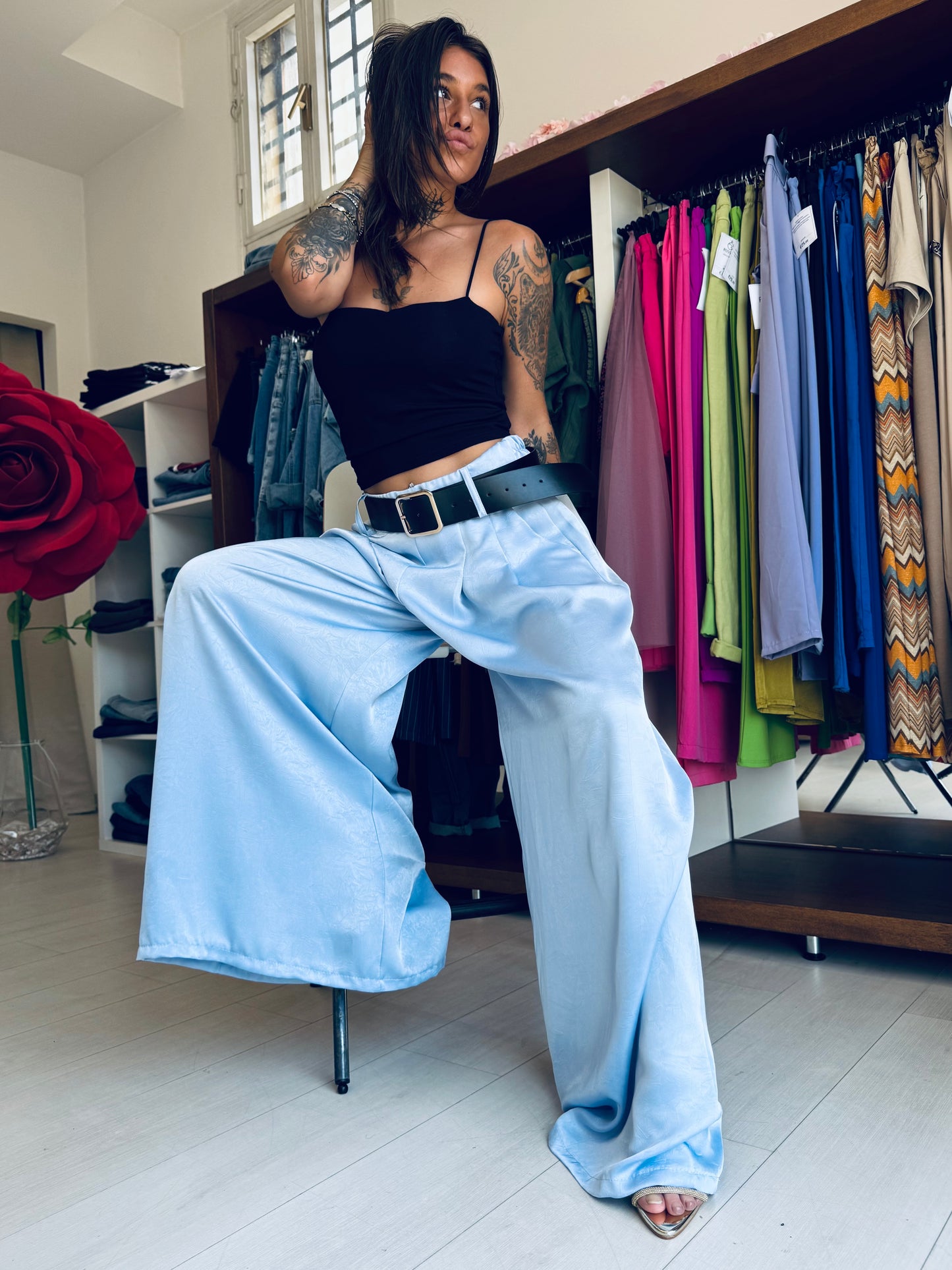 Pantalone Palazzo Satin Celeste con Pinces