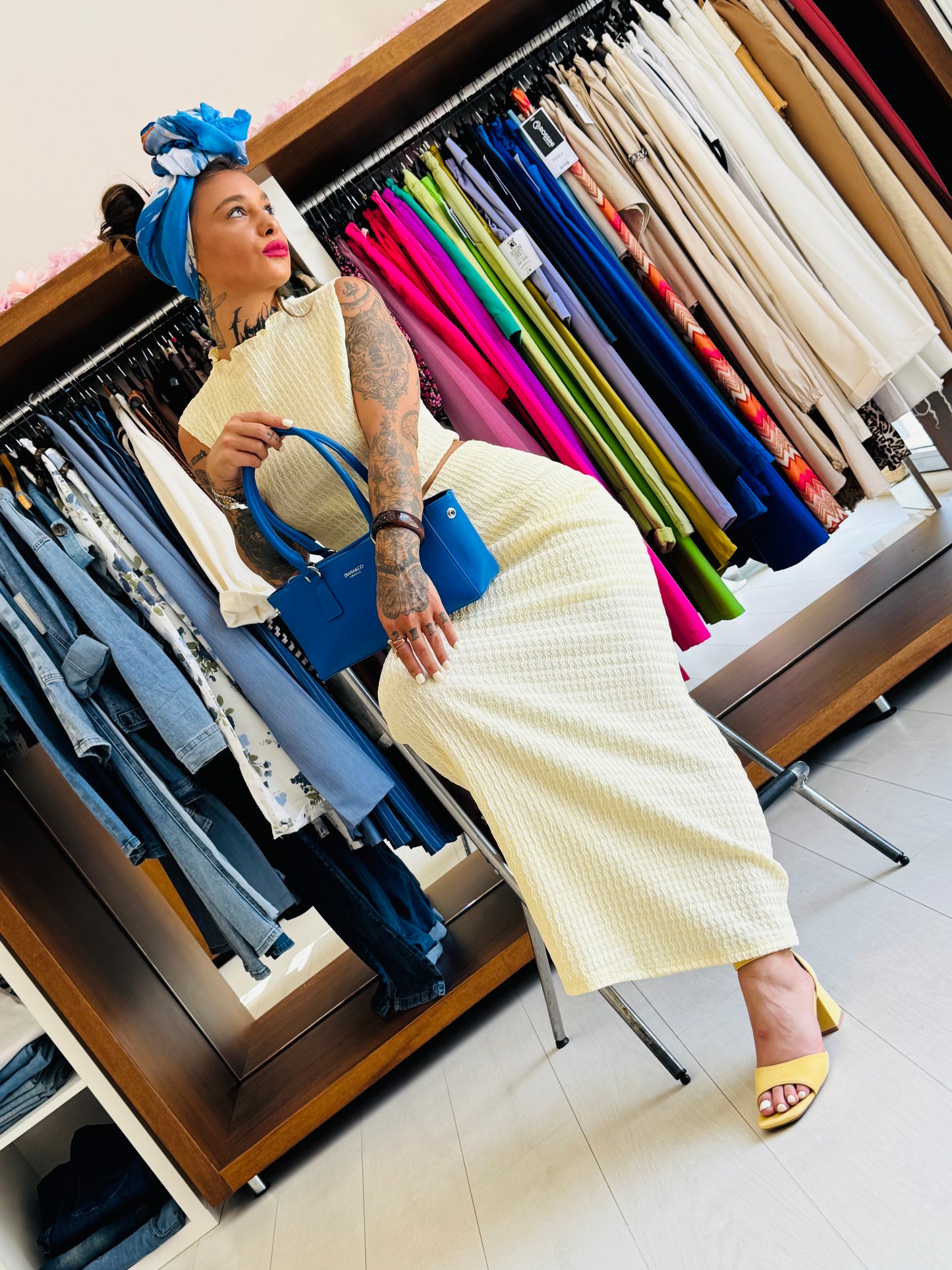 Completo Coordinato Giallo Vaniglia – Top Crop e Gonna Lunga